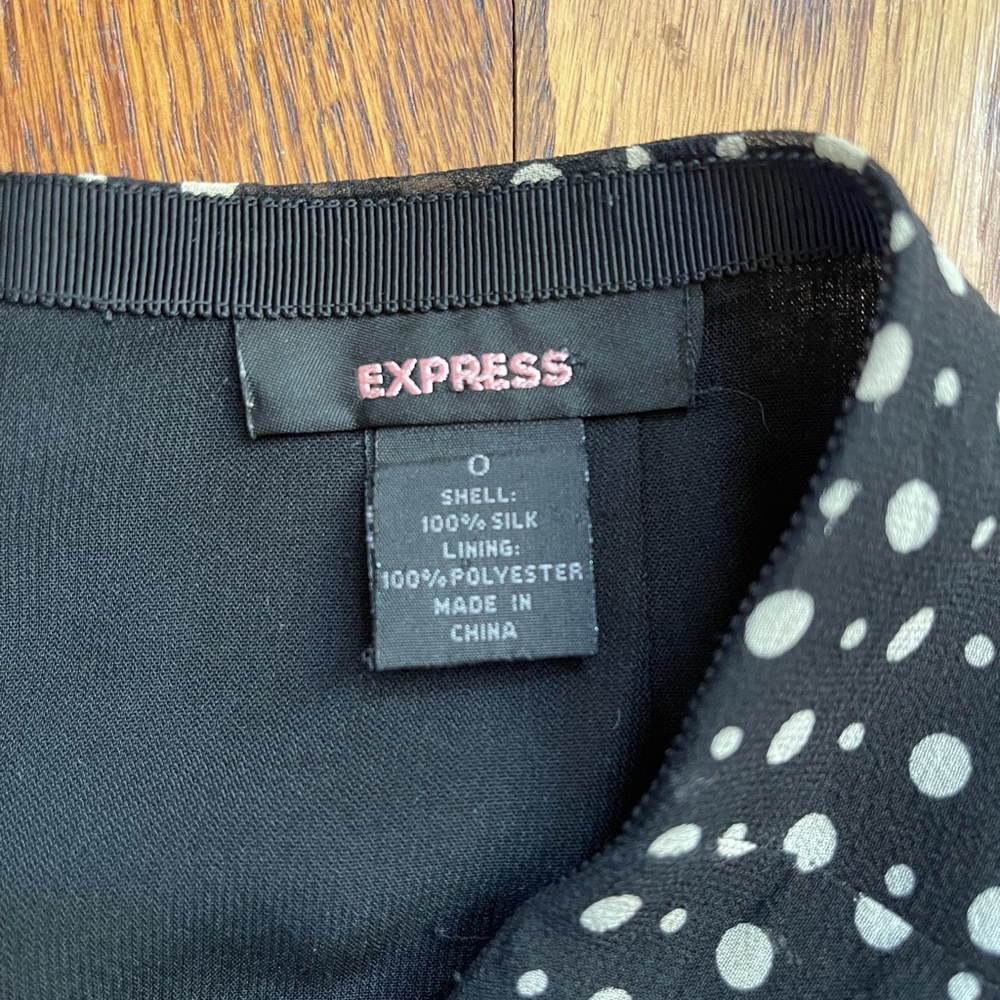 EXPRESS Skirt - Picture 2 of 3